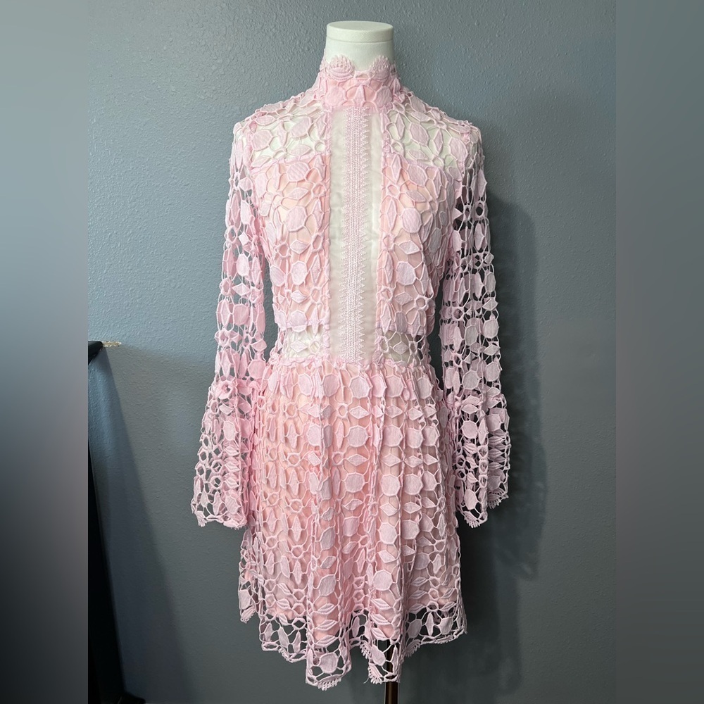 NWT EILLY BAZAR Wmns Pink Floral Crochet Sheer Knee Length Dress Mock Neck Sz LG